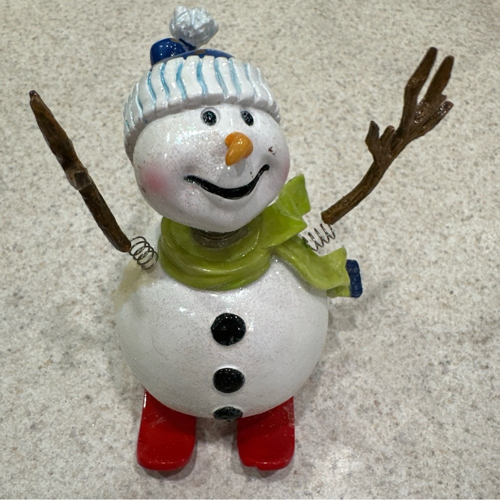 Fritz and Floyd essentials jiggling Christmas snowman
